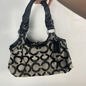 COACH 13441 Parker Carry All Kiss Lock black art signature logo toile hobo